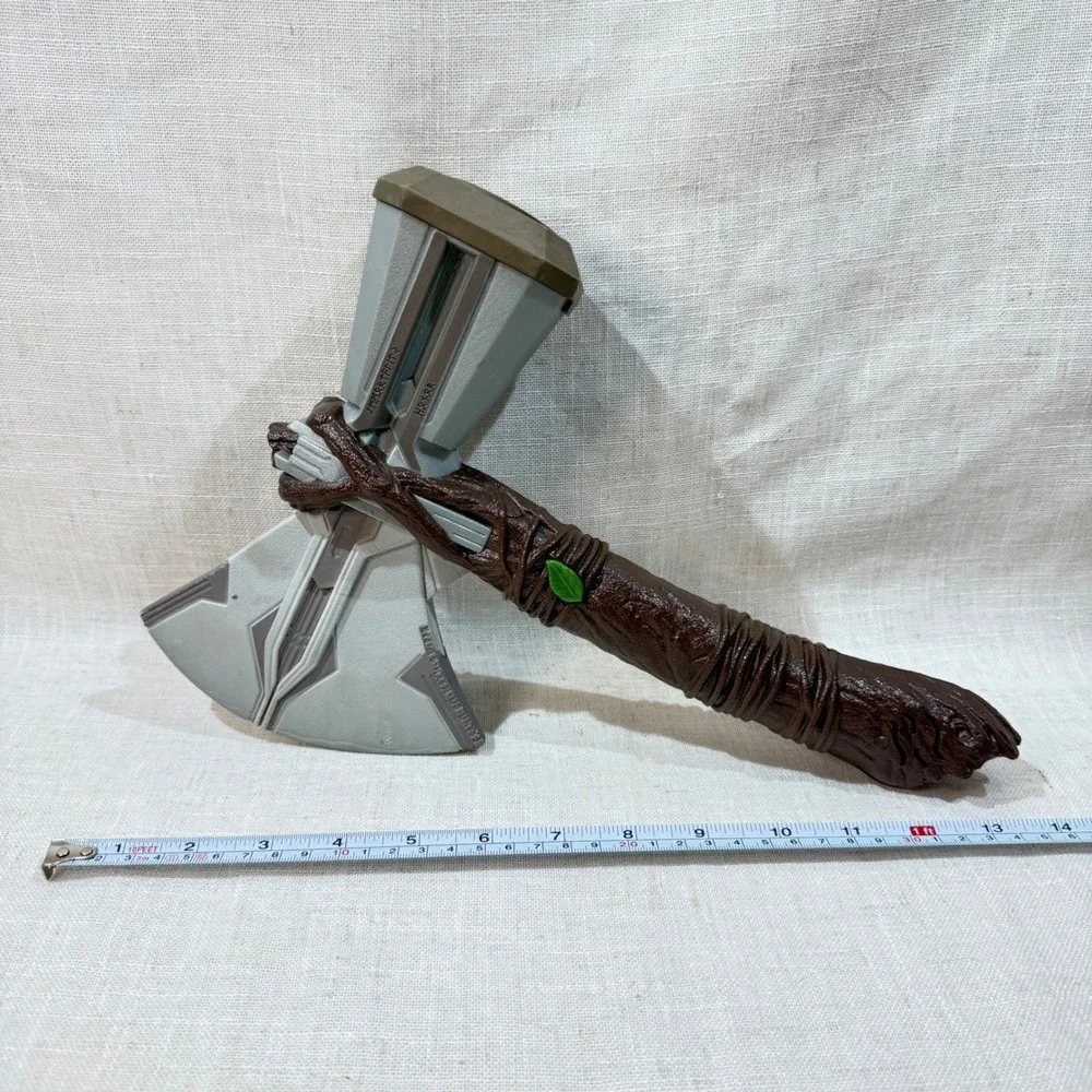 Marvel Avengers Thor Stormbreaker Electronic Axe Toy 2017 Toy WORKS! - Picture 2 of 3